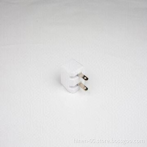 Travel Charger with Single USB 5V/1A Output